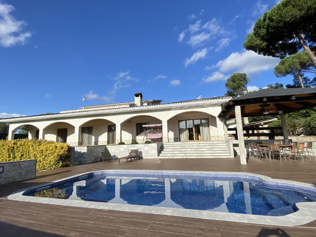 Vivalidays Villa Kiros 전경