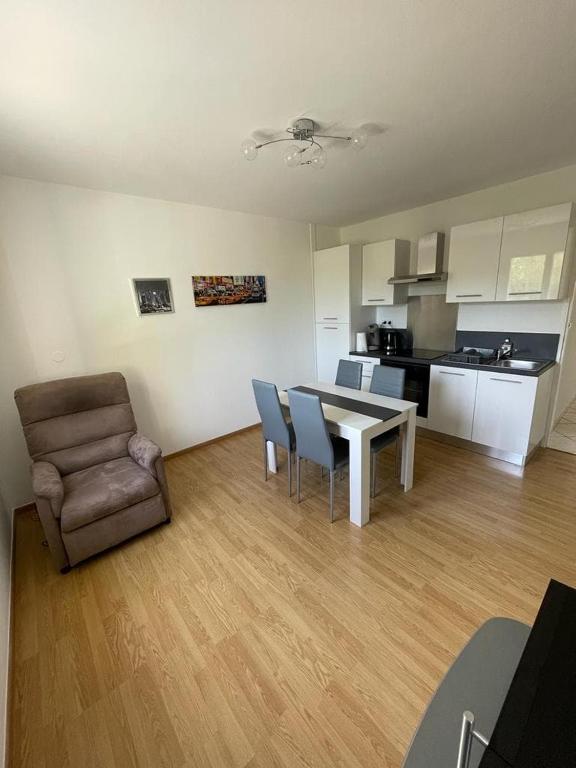 APPARTEMENT LE DOMAINE DES LIBELLULES PROCHE WALIBI - 2