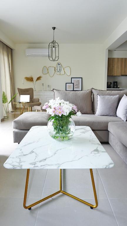 Urbanity - The Cretan Urban Experience, Heráklion