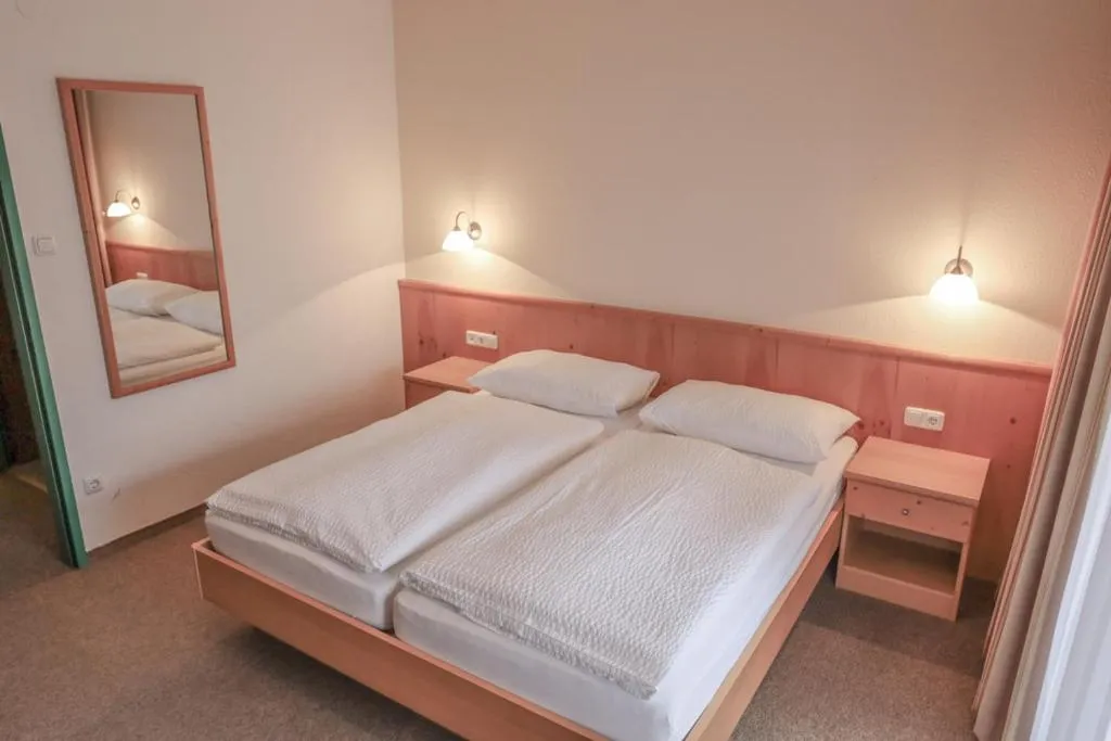 Gasthof Pension Pichlernwirt, hotel in Himmelberg