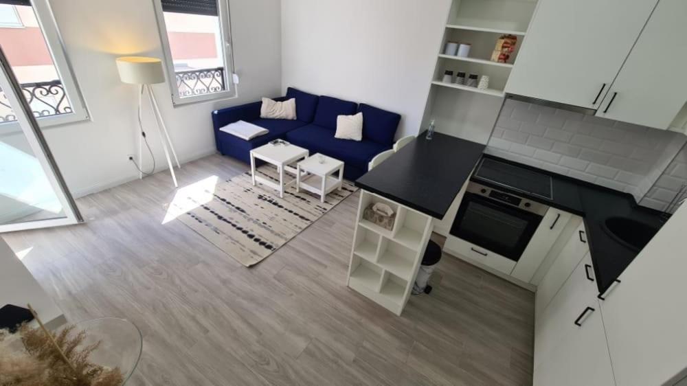 Stan na dan "Kali" Banatska 24 Zemun photo