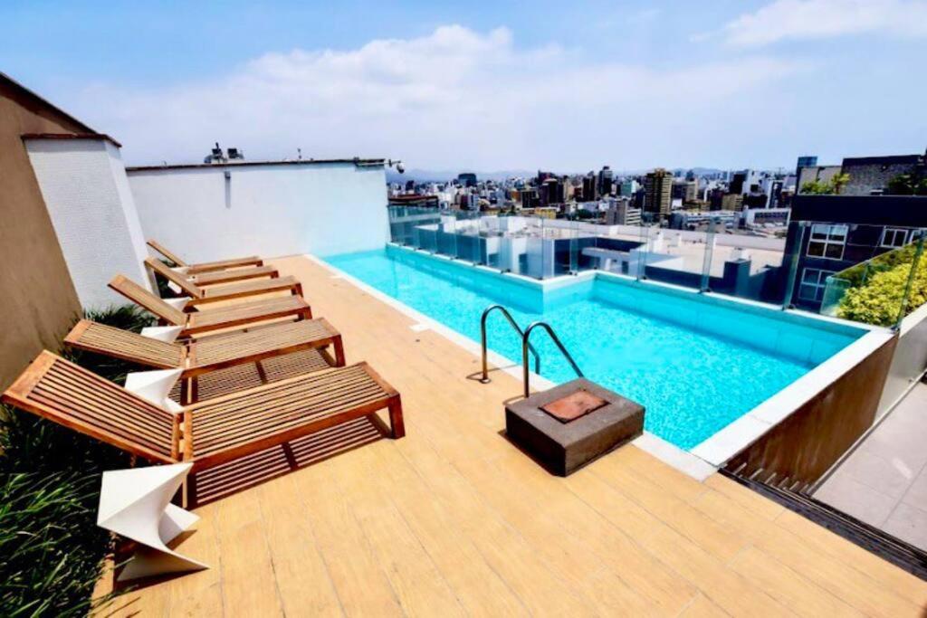 Lovely and modern apartment in Miraflores photo