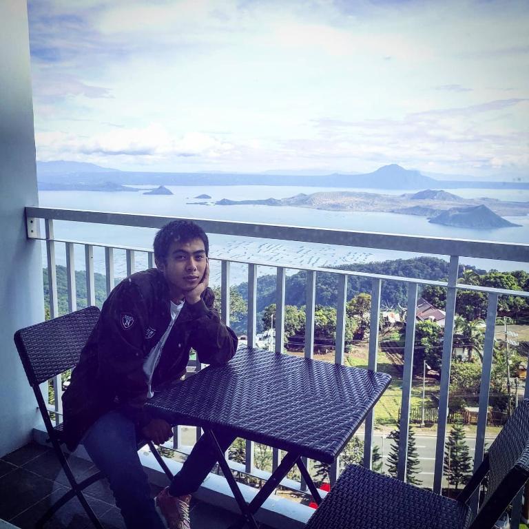Trio's Tagaytay Staycation "Rustic" Taal view with balcony photo