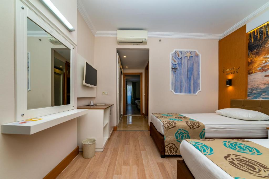Primasol Hane Family Resort Hotel — Hotel rooms in Side