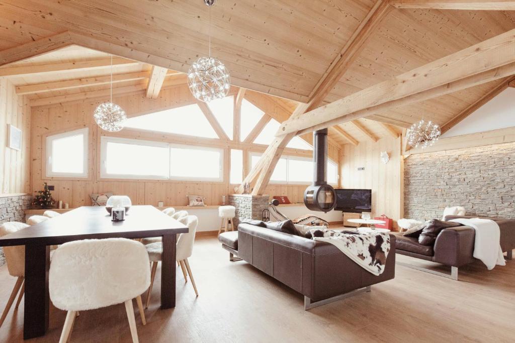 Chalet Kabane, NEUF, pied des pistes et garage - 3