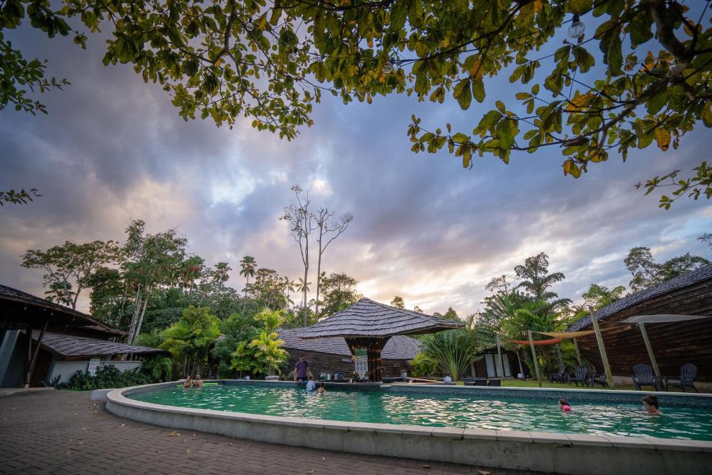 Houttuyn Wellness River Resort photo