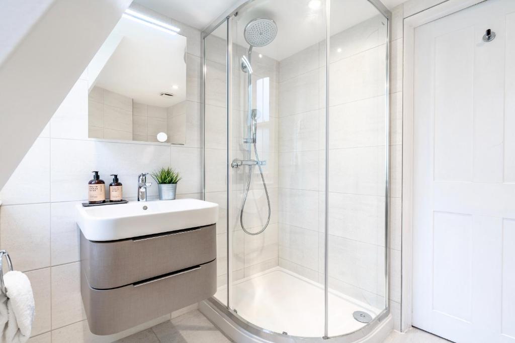 BE London - The Soho Residences photo
