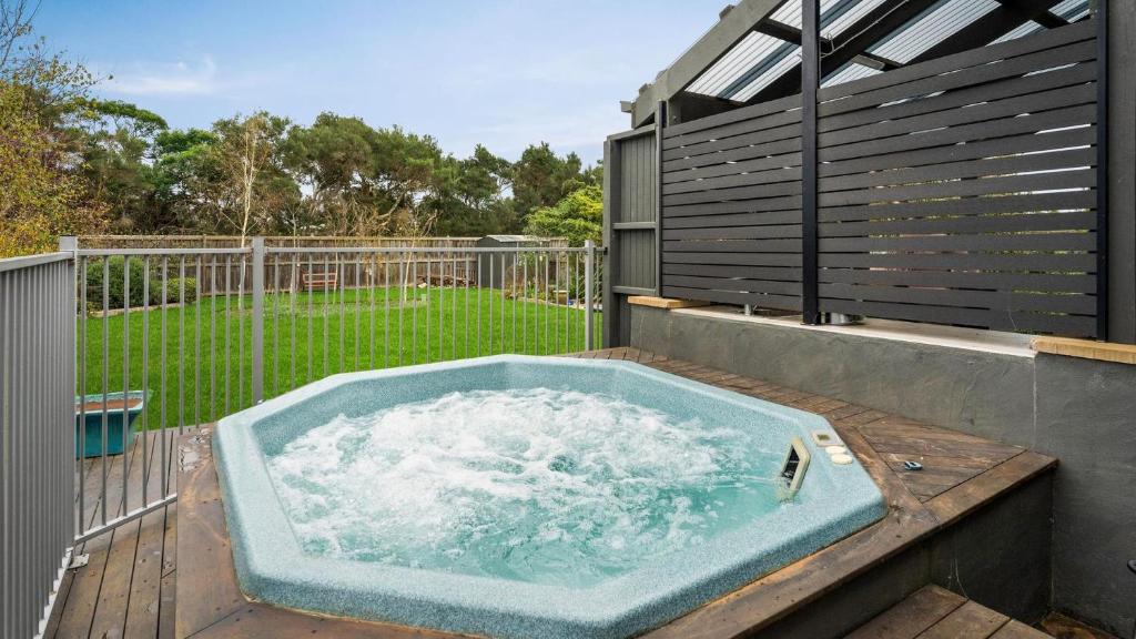 Boobook Retreat, Cowes