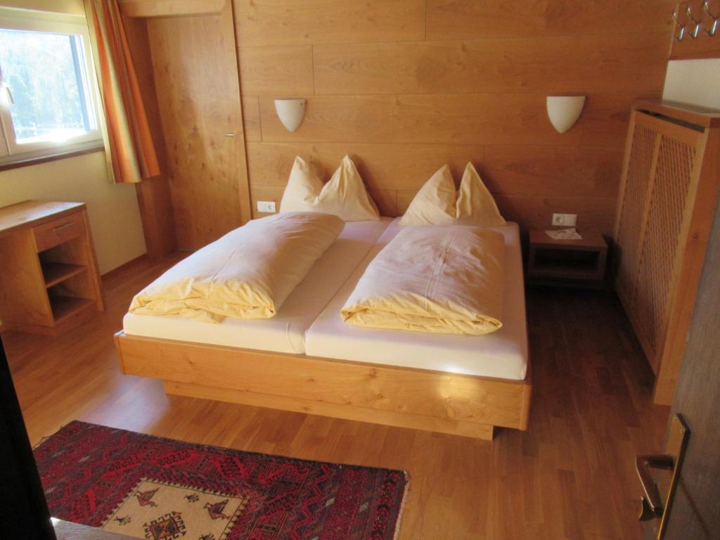 Steinerhaus Berggasthof photo
