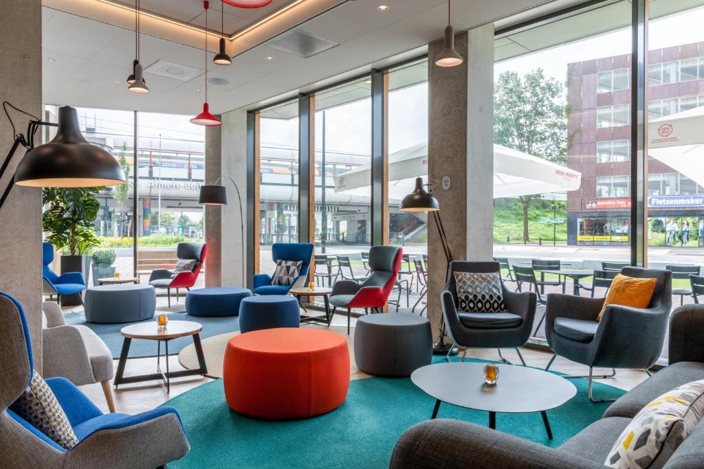 Holiday Inn Express Almere photo