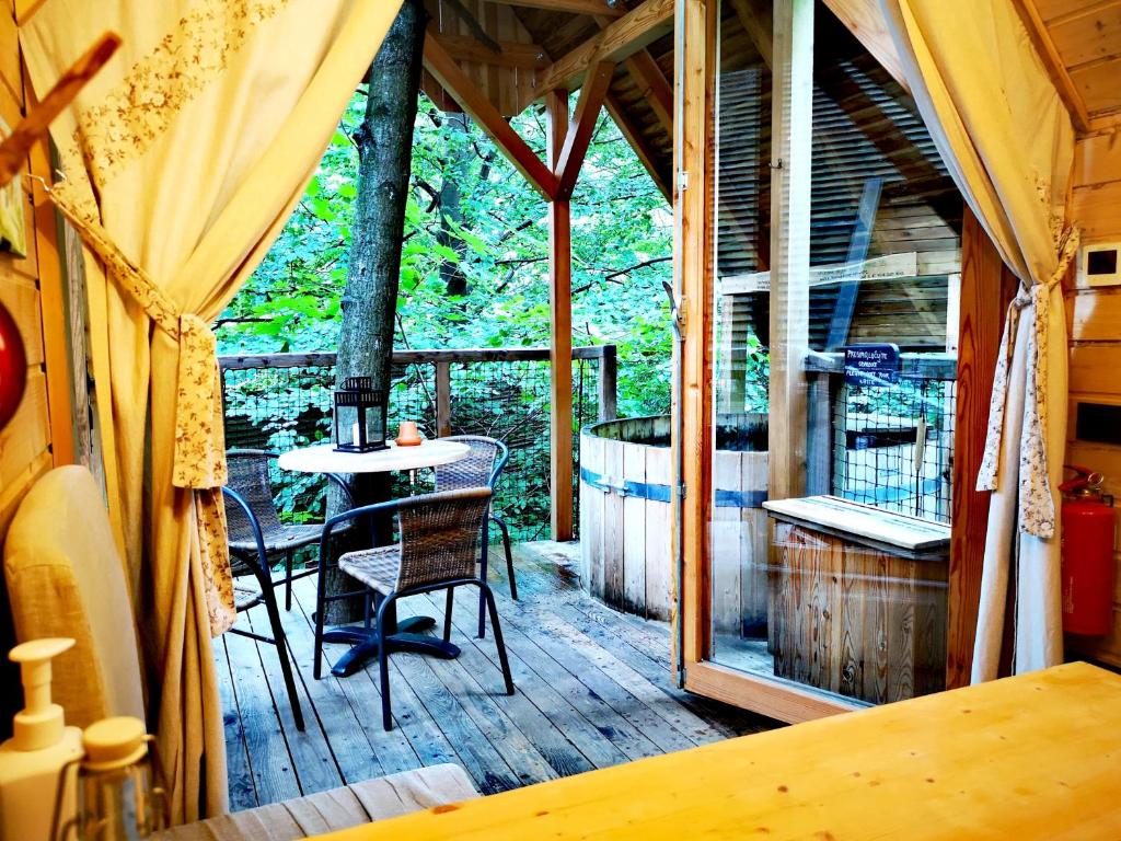 Ribno Alpine Glamping photo