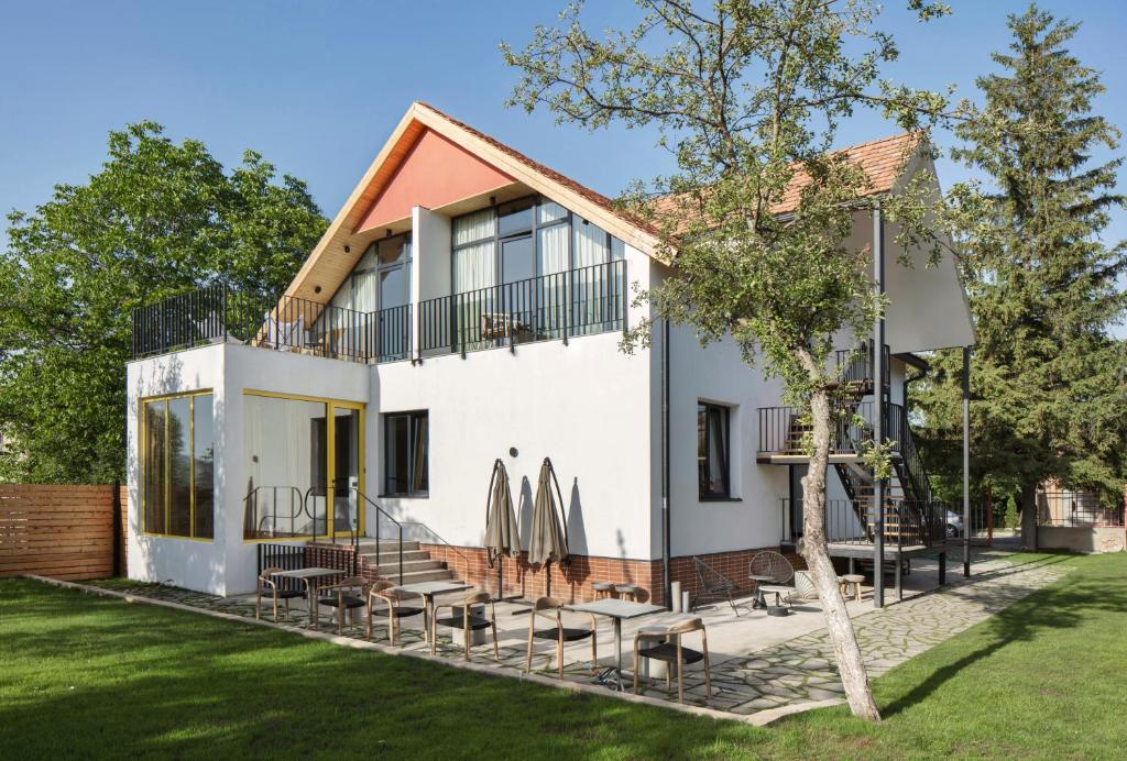 Major's House Hotel, Stepʼanavan