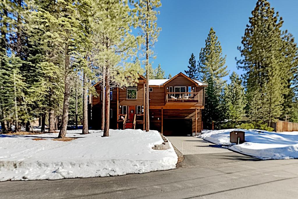 Luxury Escape at Thunderbird — Hotel in South Lake Tahoe (CA)