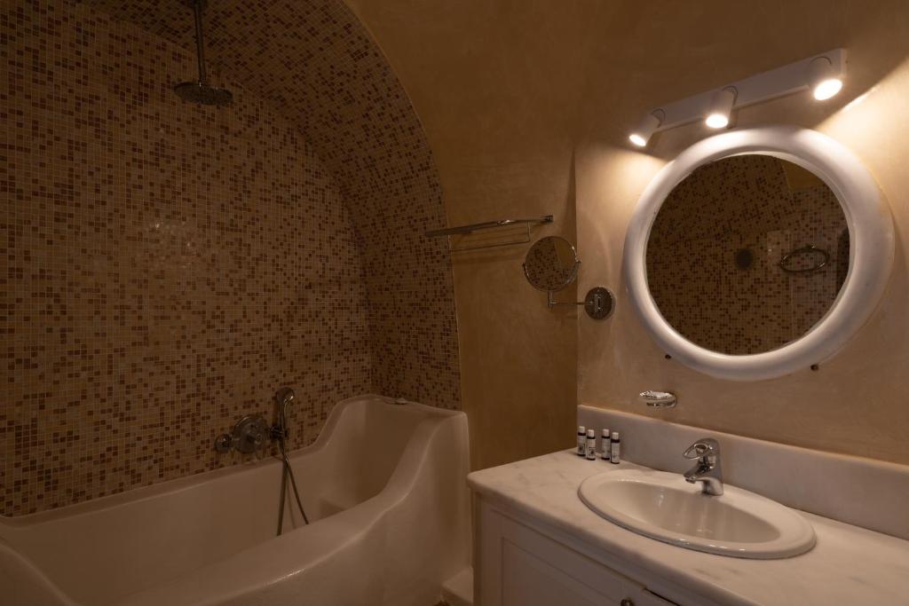 Asha Luxury Suites photo