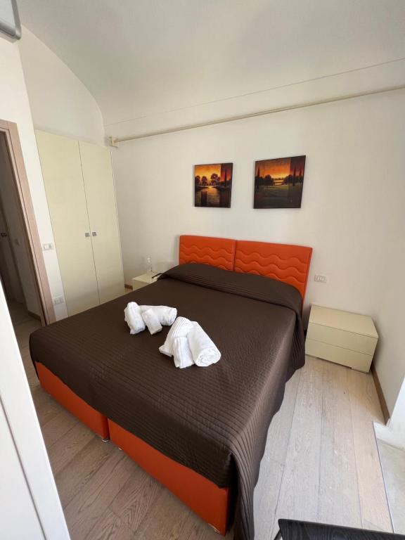 Plaza Rooms - 4