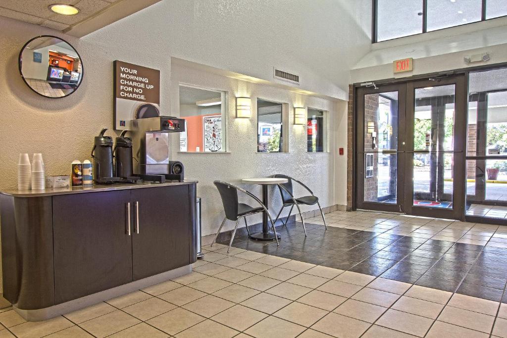 Motel 6-East Brunswick, NJ photo