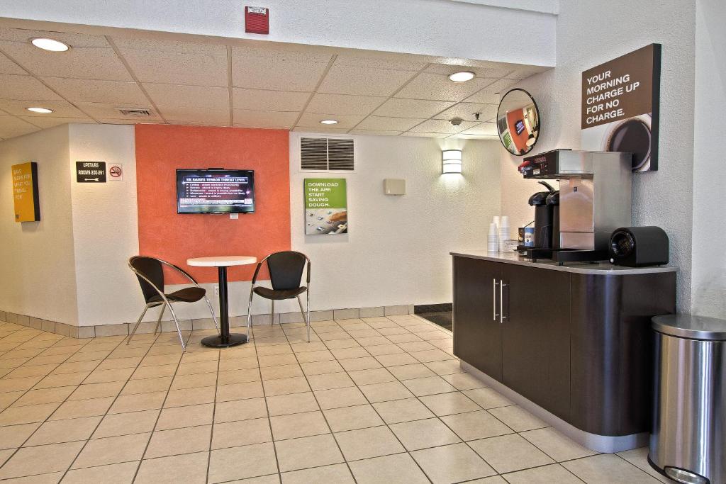 Motel 6-East Brunswick, NJ photo