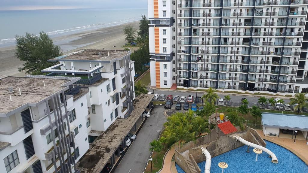 Swiss Garden Resort Residence, studio, sea &amp; pool view, high level unit — Hotel in Kuantan