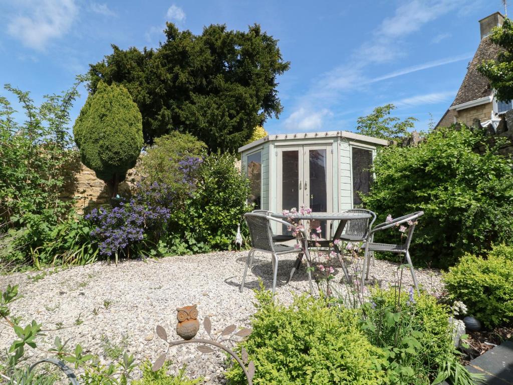 Blundell's Cottage, Broadway photo 8