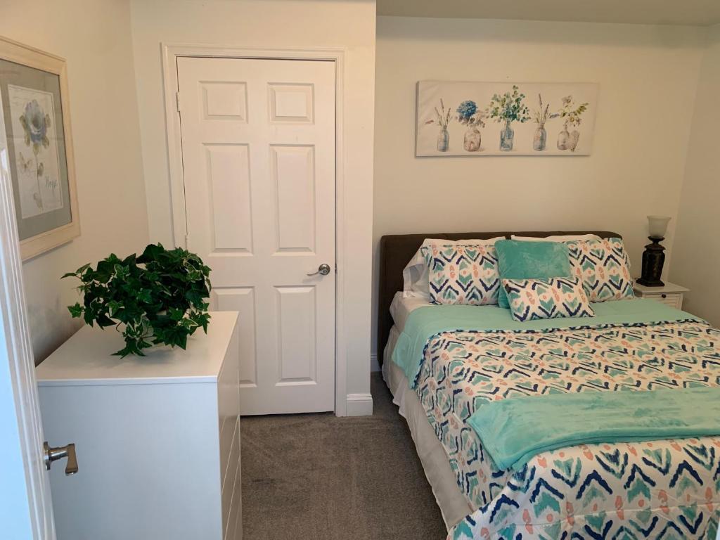 Stylish 2BD/1BA apartment located in Federal Hill photo