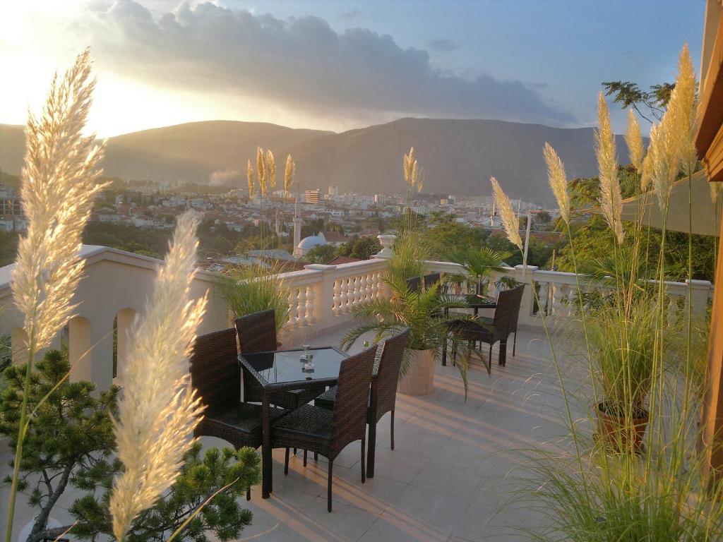 Shangri La Mansion - 5