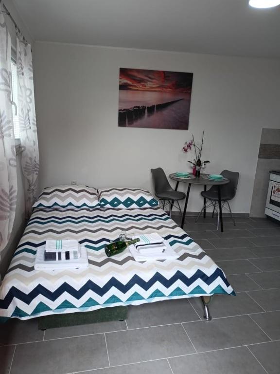Studio apartman Maria — Hotel in Kastela