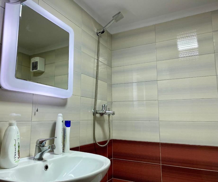 DUPLEX TIRANA CLOSE TO CITY CENTER photo