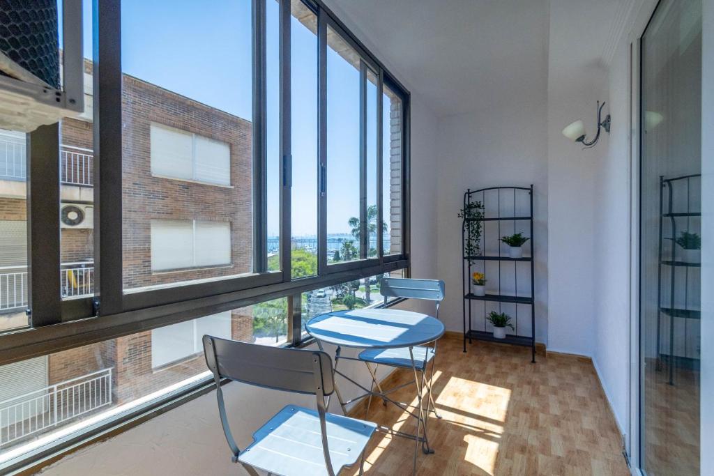 Unique Hotel Apartments - 5