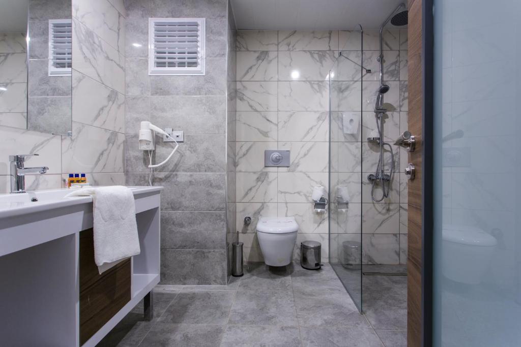 Eftalia Ocean — Hotel rooms in Turkler