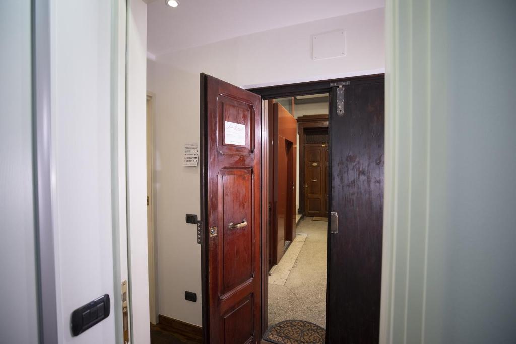 Like Romeo Suites - 5