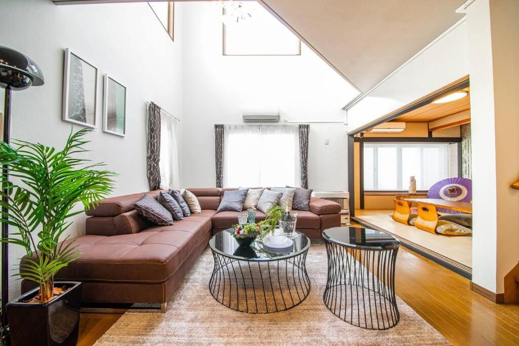 THE BEEHIVEⅠ, Sapporo