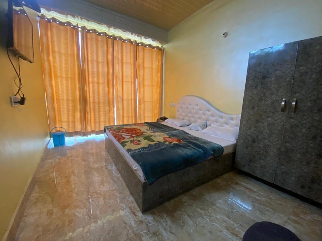 HOTEL DMC photo