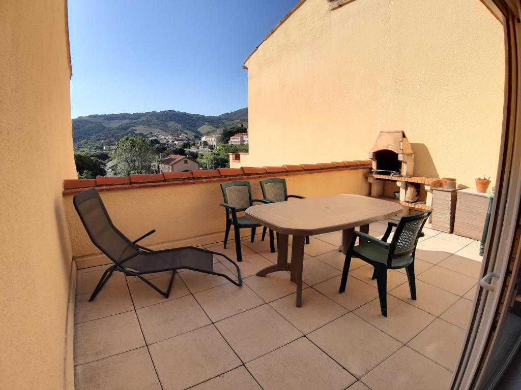 Superbe appartement de 94m2 avec vue sur le Fort St Elme - 3