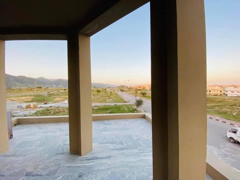 Margalla Meridian photo