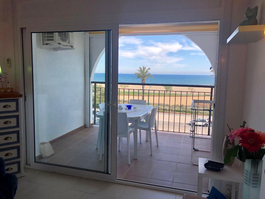 Bahia1-3-41 apt 1ère ligne mer à Empuriabrava - 2