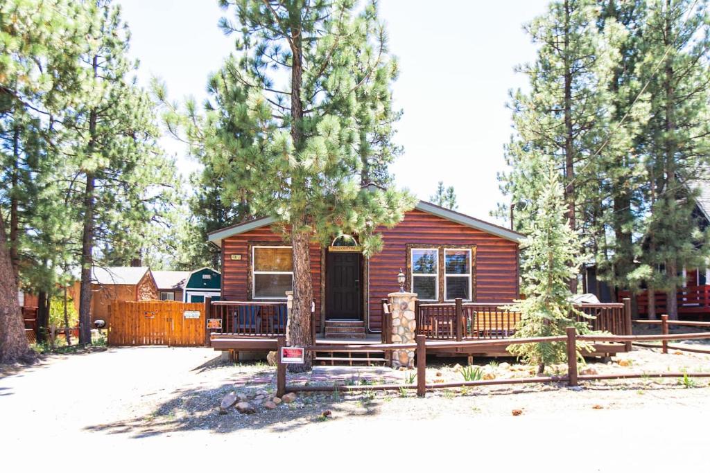 Whispering Pines - Big Bear Lake, Big Bear Lake