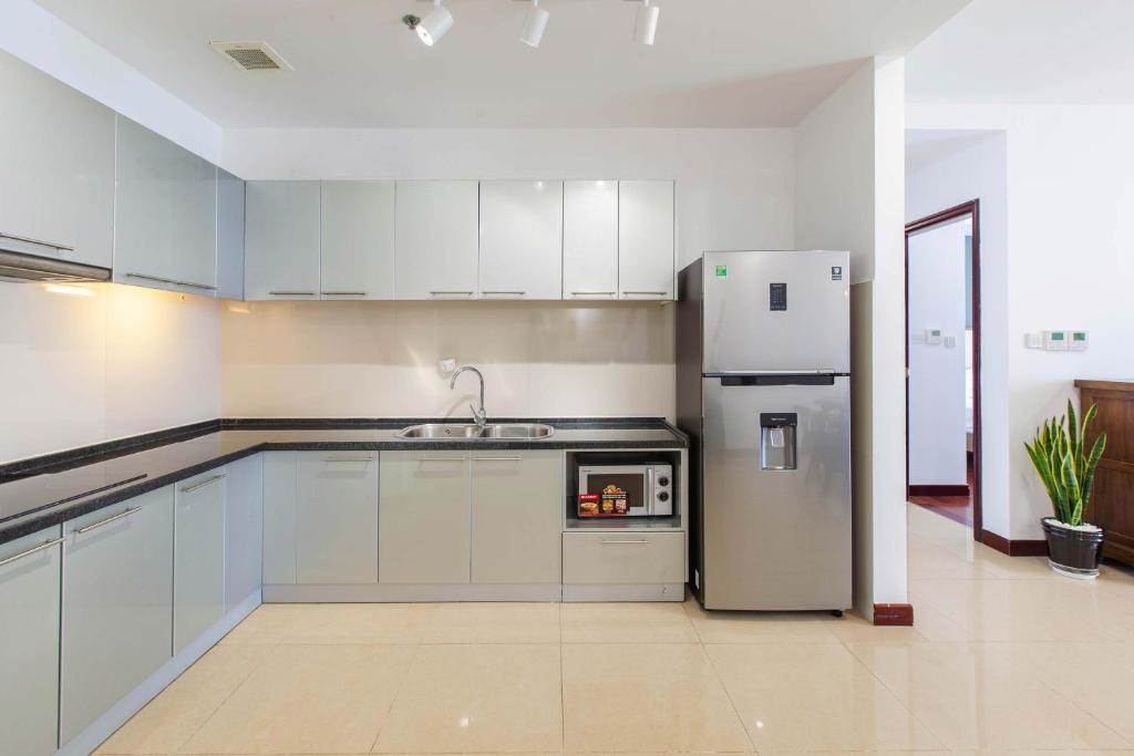 Can ho dich vu cao cap 3 phong ngu Vinhomes Royal City photo