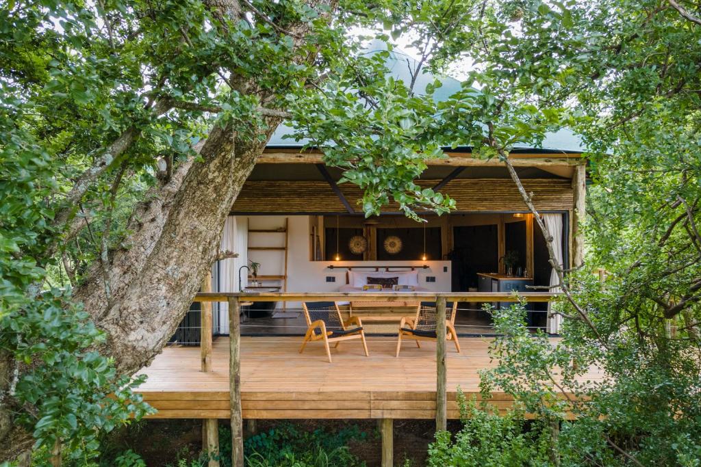 Sasi Bush Lodge Luxury Tented Camp — Hotel in Langkloof