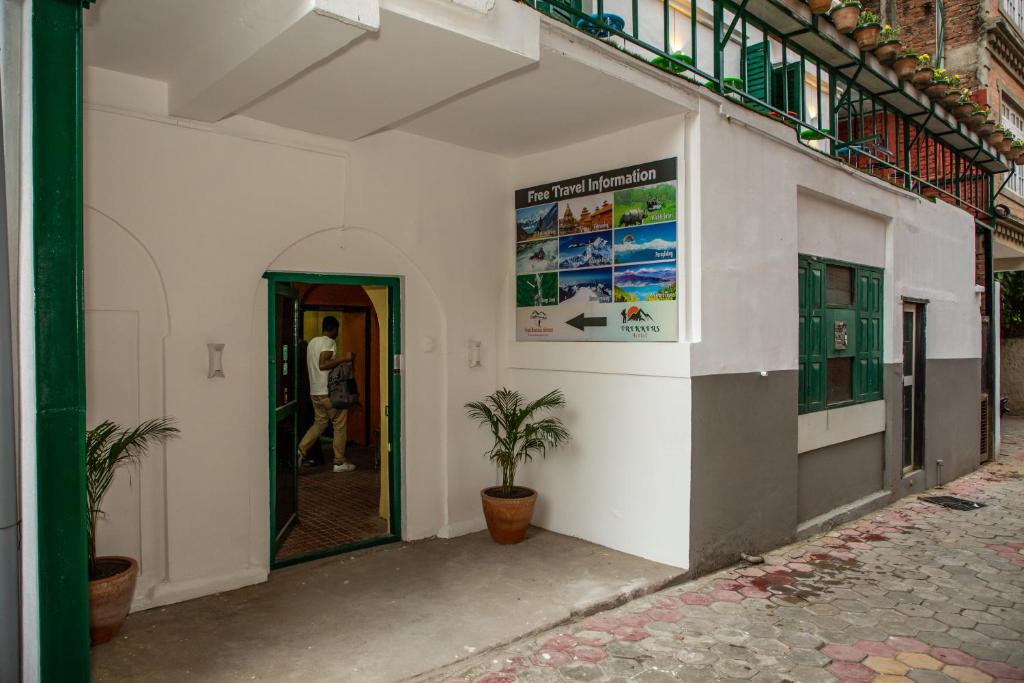 Trekkers Hostel photo