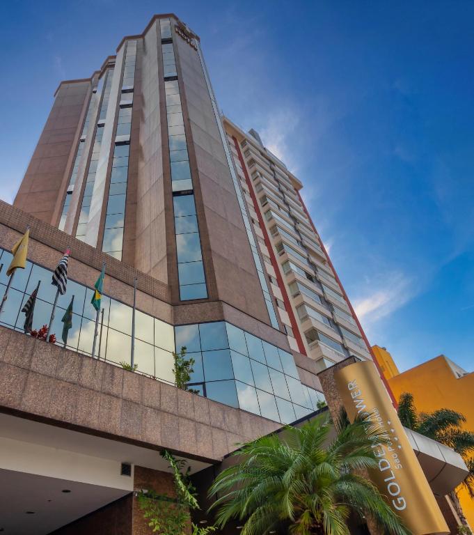 Golden Tower Pinheiros by Fenix Hoteis — Hotel in São Paulo