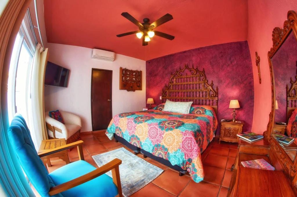 CASA ALFAREROS — Hotel in Guadalajara