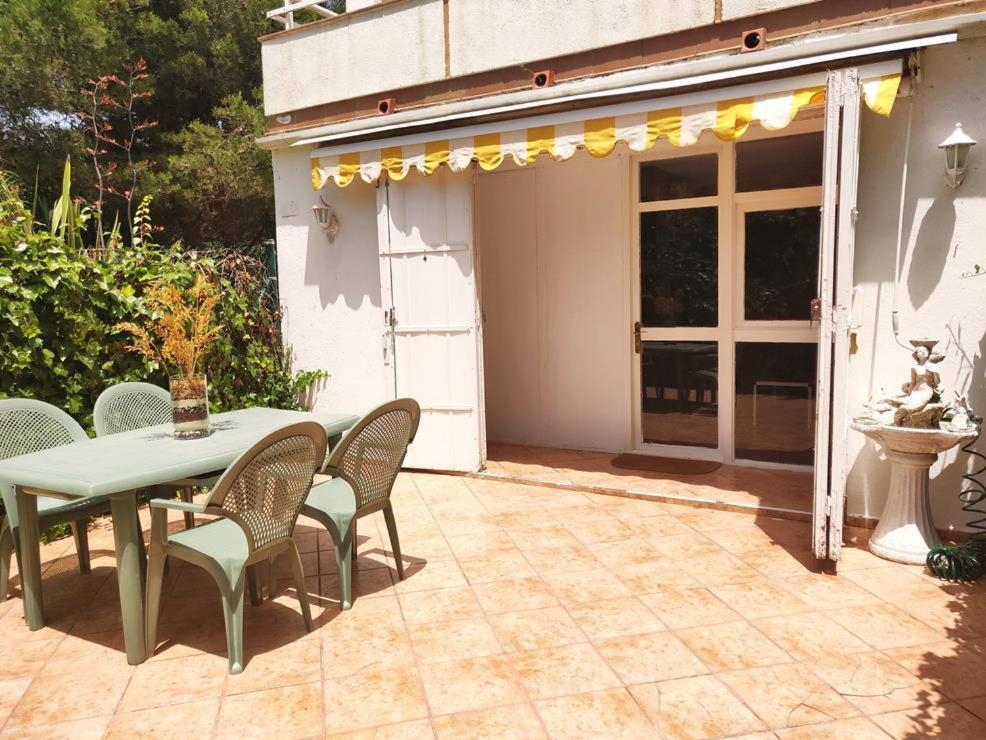 Beautiful Apartment, Swimming Pool and Beach 1 - 5