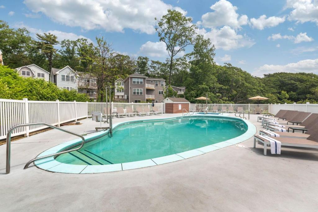 Ogunquit River Inn & Suites
