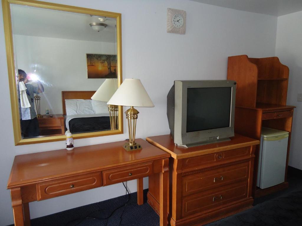 Westmount Motel photo