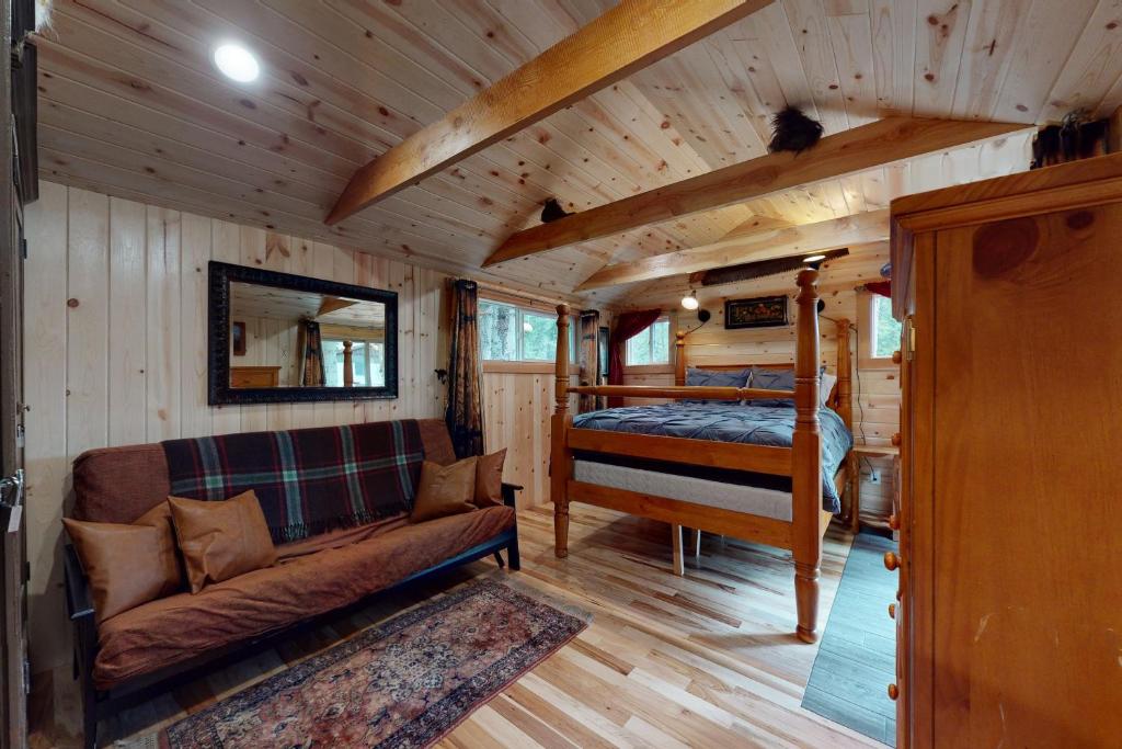 Ice Creek Hollow Wood Den at Wallowa Lake photo