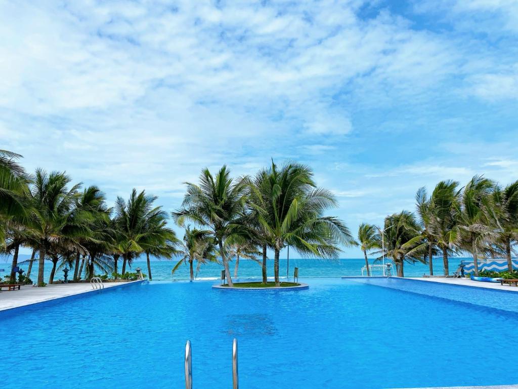 GM Doc Let Beach Resort and Spa
