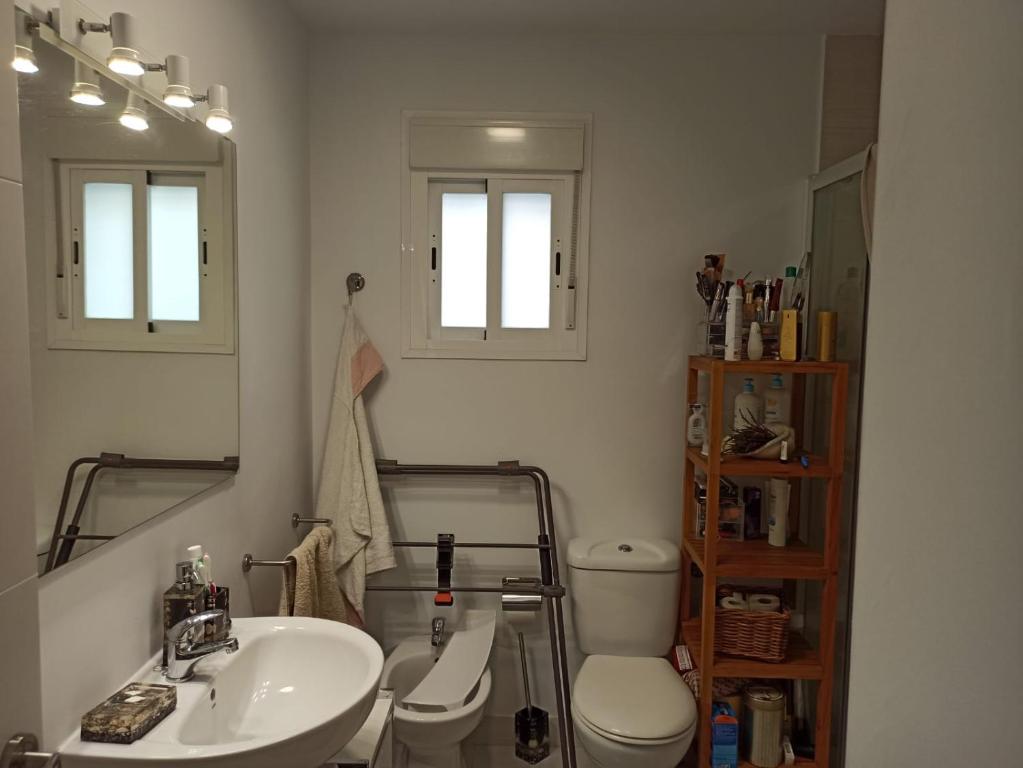 Free parking Suite Triana Two Bedrooms - 5