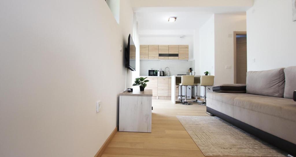 Cozy one bedroom apartment in Tivat - 5