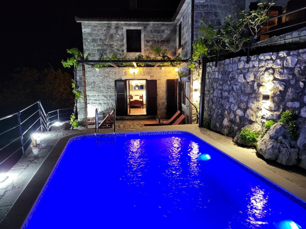 Villa Nera photo