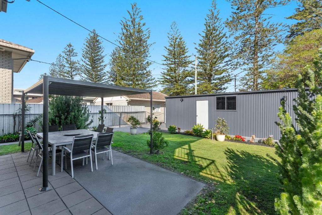 Seawest 2 - Entrance Wooli Street, Yamba